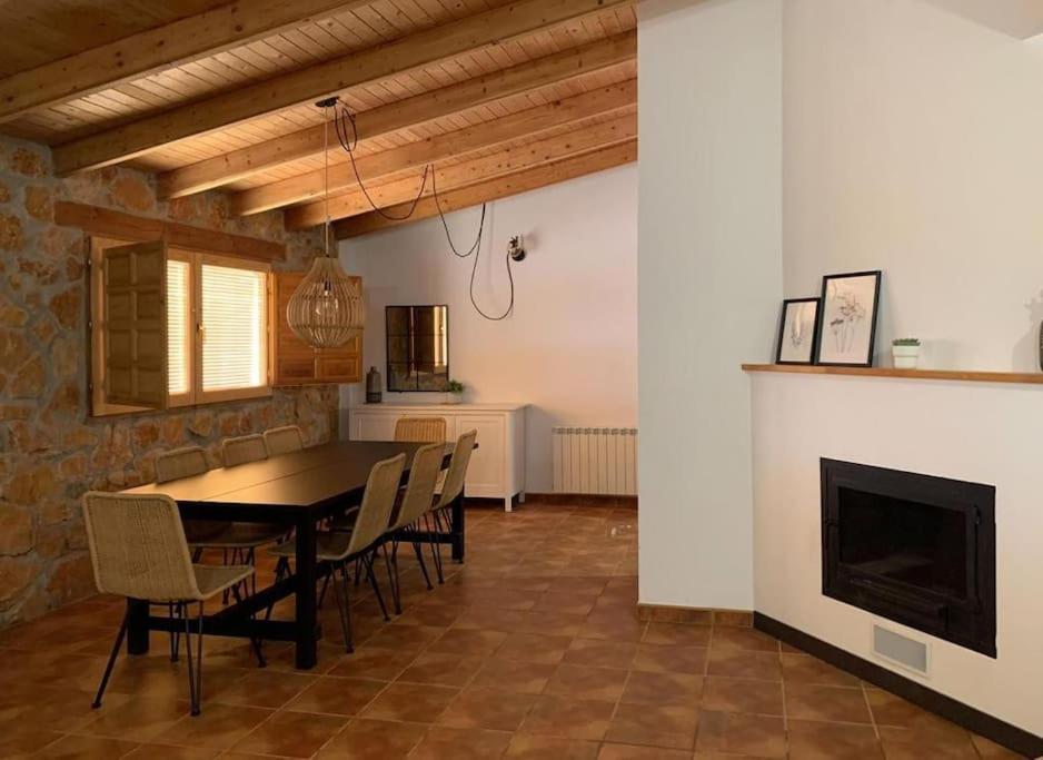 La Llobatera Casa Rural Les Coves de Vinroma 外观 照片